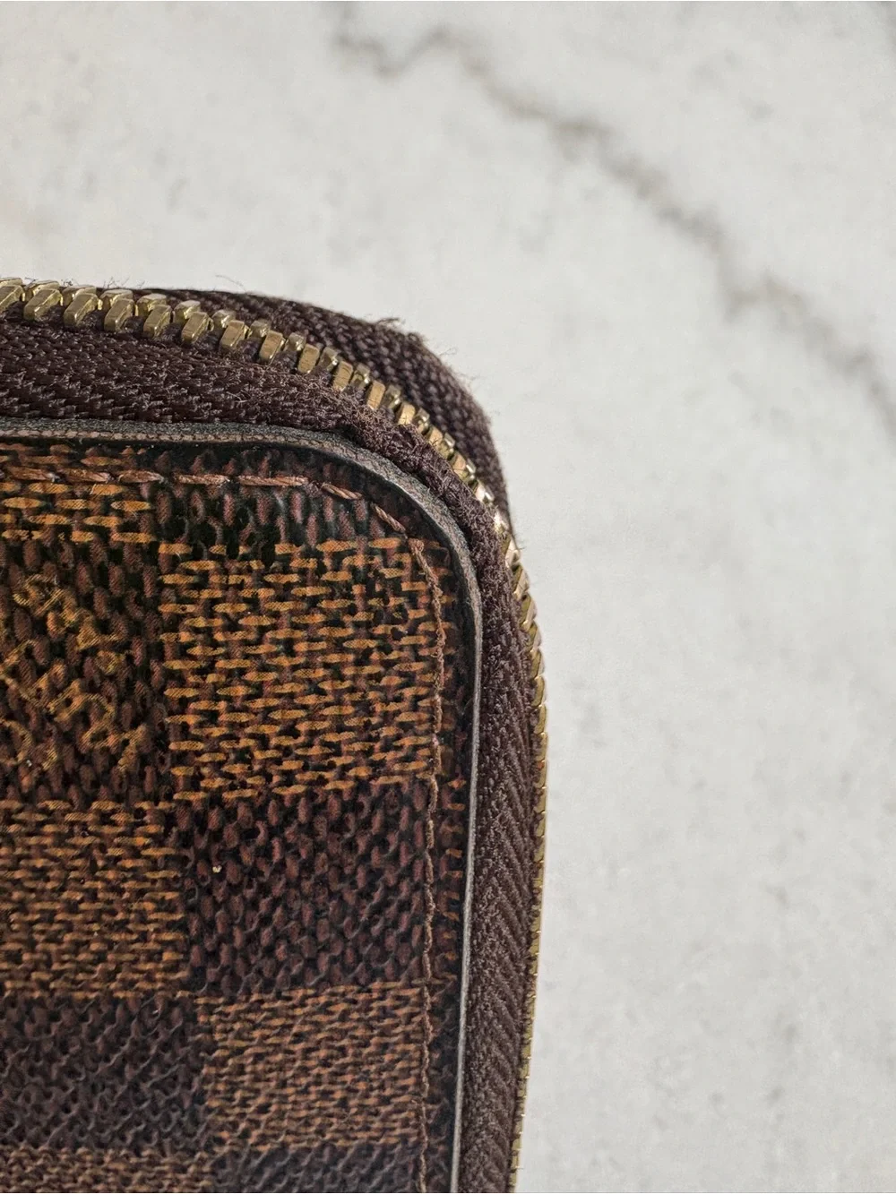 Louis Vuitton Damier Ebene Zippy Wallet with COA